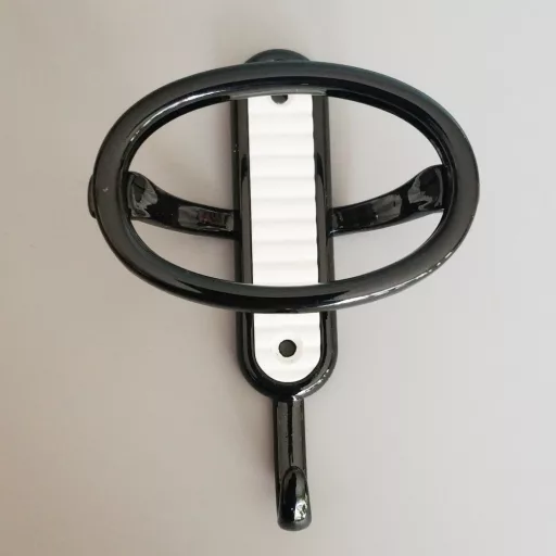 Metallgriff in Schwarz und Weiß farbe
