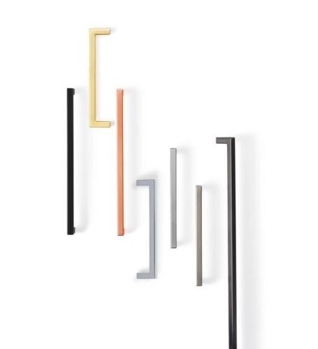 VIEFE U - Metall-Möbelgriff, Farbe Messing gebürstet, Bohrung 320 mm  