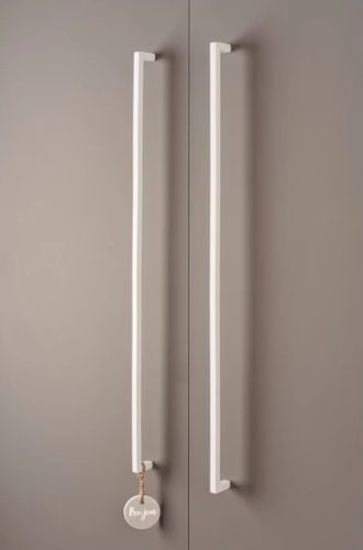 VIEFE U - Metall-Möbelgriff, Farbe Weiss, Bohrung 320 mm  