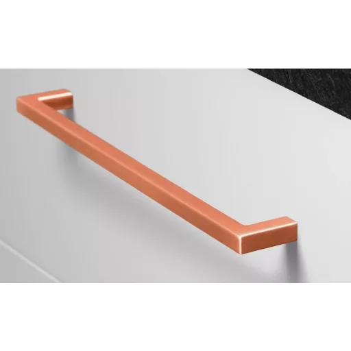 VIEFE U - fém bútorfogantyú, Csiszolt vörösréz színű, 492 mm furattávval  