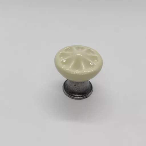 COUNTRY Möbelknopf aus Metall-Porzellan, beige mit antikschwarzem Sockel