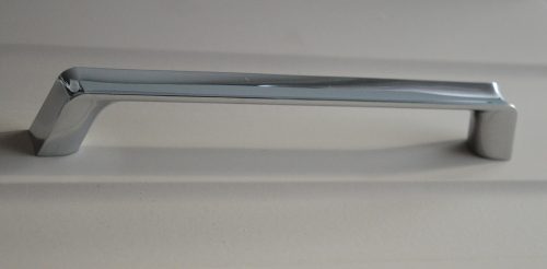 SCOOP Chrom glänzend, moderner Möbelgriff, 320 mm Bohrung