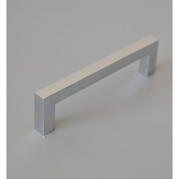 STRETCH Möbelgriff aus Metall, Farbe Chrom glänzend, Lochabstand 96 mm