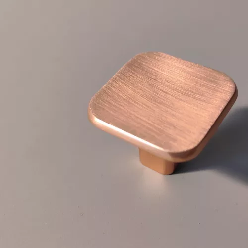 SCOOP Möbelknopf aus Metall, Kupfer matt