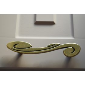   15130_L fém bútorfogantyú, 96 mm furattáv, antik bronz szín