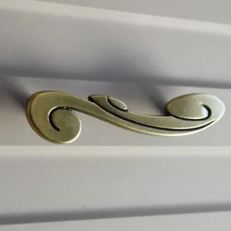   15130_R fém bútorfogantyú, 96 mm furattáv, antik bronz szín