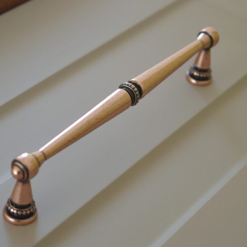 Queen Antikolt vörösréz, fém bútorfogantyú 160 mm furattávval