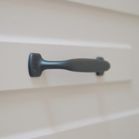   152869609 Matt fekete, vidéki stílusú fém bútorfogantyú