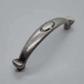   Antiker Stil, 64 mm Bohrungsabstand, antikschwarzer Möbelgriff