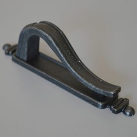   15.3338.53 Fém bútorfogantyú, antik fekete színű, 64 mm furattávval