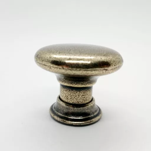 Möbelknopf aus Metall, Bronze patiniert