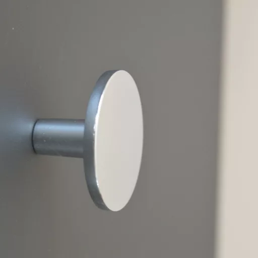Lunar 38, Króm bútorgomb