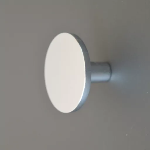 Lunar 38, Króm bútorgomb