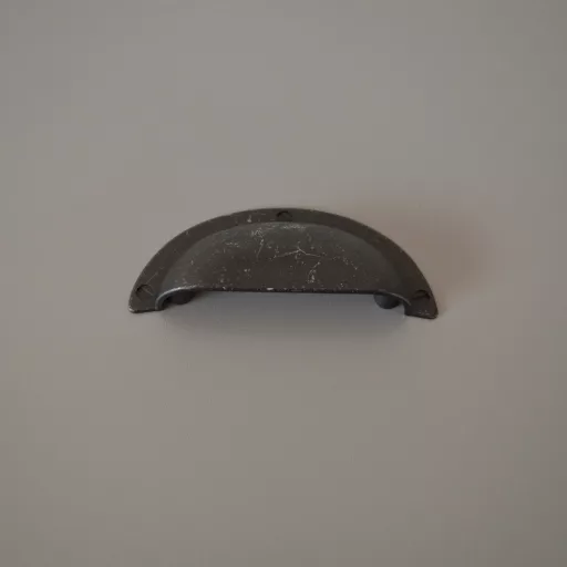 Möbelgriff aus Metall, dunkelschwarz antikisiert 