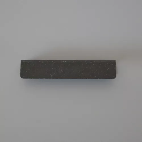 Antiker dunkelschwarzer Möbelgriff aus Metall