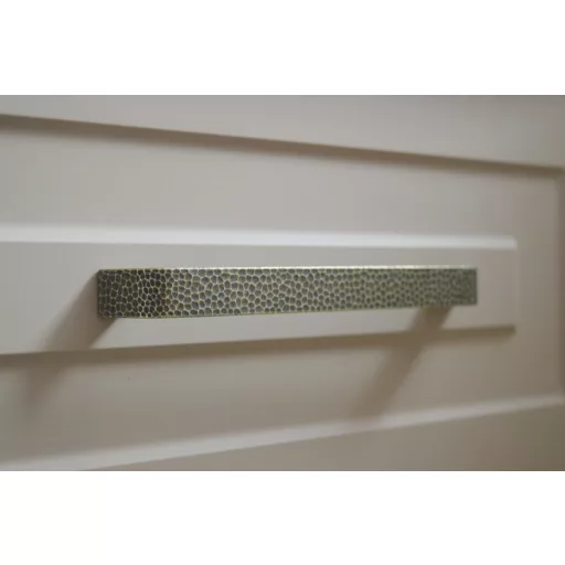 19.4135.53 Metallgriff für Möbel, antik bronze , Lochabstand 160 mm