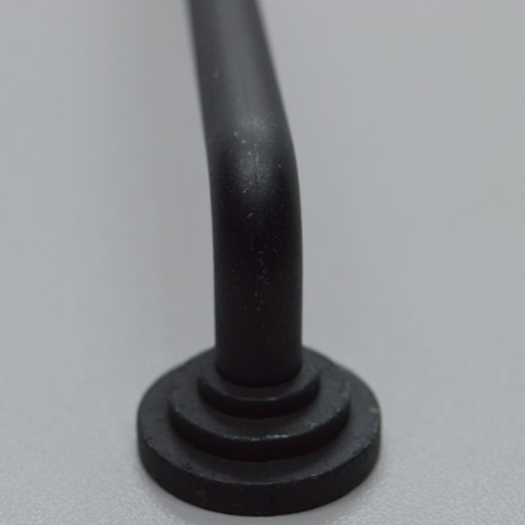 HUGO sötét antik fekete színű, Fém bútorfogantyú, 160 mm furattávval