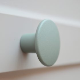 Fém bútorgomb, oliva színű, festett felületű