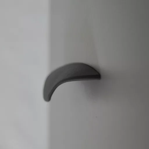 Möbelgriff aus Metall, strukturiert schwarz, mit 128 mm BA