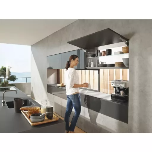 Blum Aventos HK Top felnyíló erőhordozó TIP-ON 420-1610