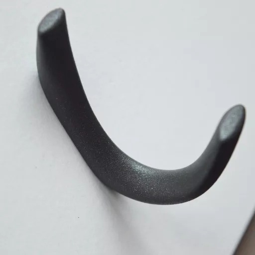 2345 Kleiner Metallgriff, gebogen, anthrazitgrau, strukturierte Oberfläche 