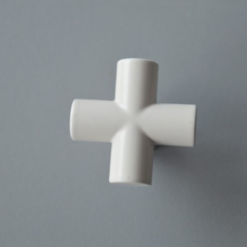 2351_Beige Möbelknopf aus Metall
