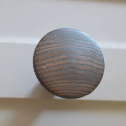 Lunar 12, Möbelknopf aus Metall in Schwarz