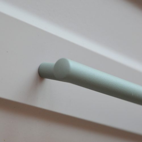 2546_128_oliva, rúd fogantyú, Oliva színű, fém bútorfogantyú 128 mm furattáv