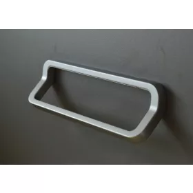   2560_ Matt króm, 160 mm furattávolság, fém bútorfogantyú