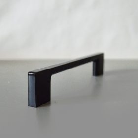   2576_FEK_128 fém bútorfogantyú, fekete színű, 128 mm furattávval