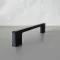 2576_FEK_128 Metall-Möbelgriff, schwarz glänzend mit 128 mm Lochabstand