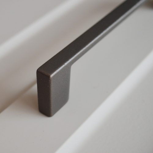 2576_PMO_160  fém bútorfogantyú, strukturál, csokibarna színű, 160 mm furattávval