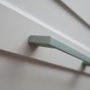 2576_PS8_160  fém bútorfogantyú, matt pasztell zöld színű, 160 mm furattávval