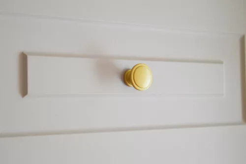 2786_MA Mattgoldener Metallknopf mit strukturierter Oberfläche