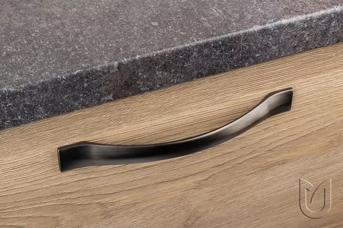 SEMA Metall-Möbelgriff, gebürstet, Farbe Dunkel-Nickel, Bohrung 256 mm