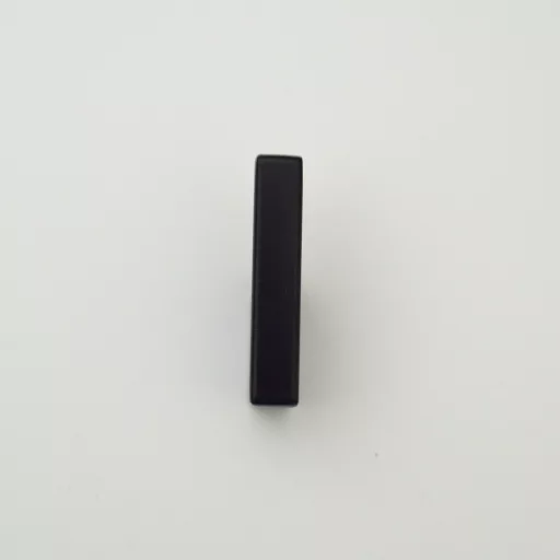 2971_F Fém, festett fekete színű fogas, 16 mm furattávval