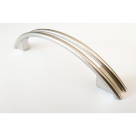   FIONA, fém bútorfogantyú, szatén nikkel színű, 96 mm furattávval