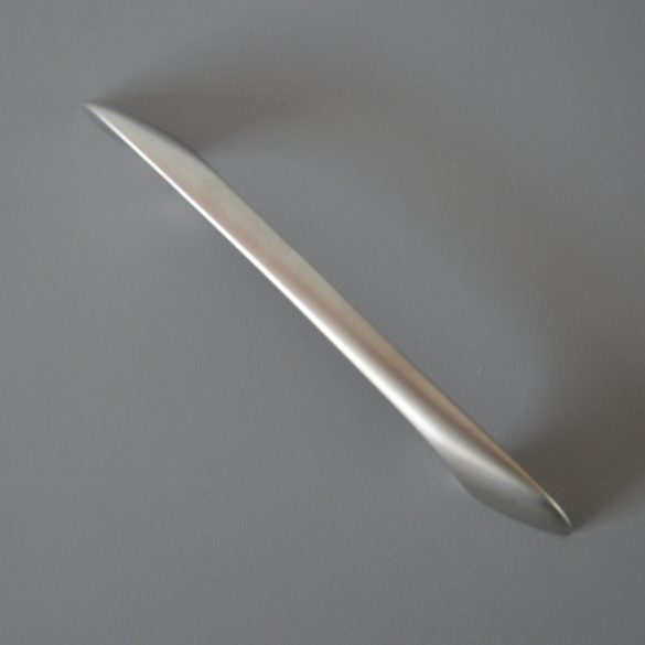BESINA Möbelgriff aus Metall, Farbe Nickel satiniert, BA 160 mm