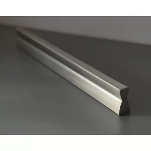 Möbelgriff aus Metall, Bohrung 160 mm, Farbe Nickel matt