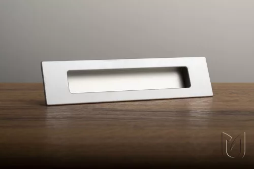 MADRID Metall-Möbelgriff, satiniert verchromt, 128 mm BA