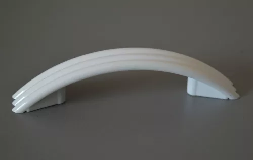 Kunststoff-Möbelgriff, weiß, mit 64 mm BA