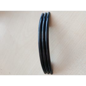   Műanyag bútorfogantyú, fekete színű, 64 mm furattávval, 10 db
