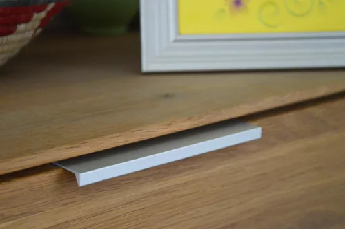 4394_128_alu Élre szerelhető fém bútorfogantyú, alu, 128 mm furattávolság