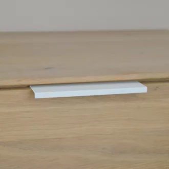   Metall-Möbelgriff, kantenmontierbar, weiß, 96 mm Lochabstand