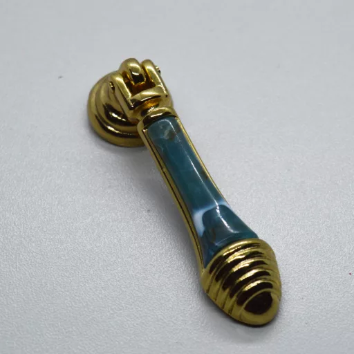 Klassischer gold-ametiszt Möbelknopf aus Metall und Kunststoff
