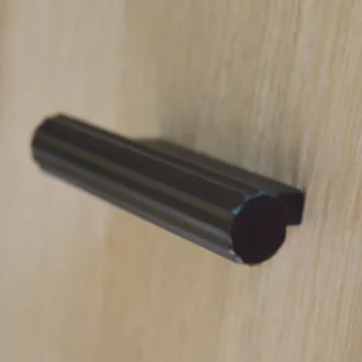   LINE bútorfogantyú, fém, Mokka Barna színben 32 mm furattávolság