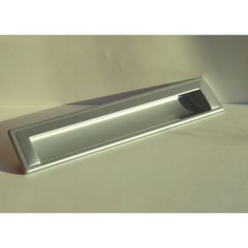   Fém bútorfogantyú, süllyesztett, matt króm színű, 192 mm furattávval