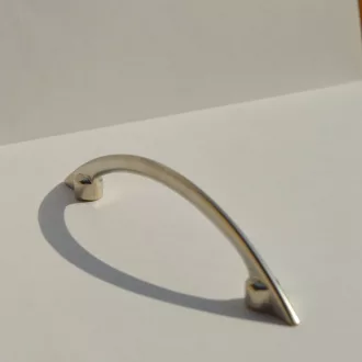 Möbelgriff aus Metall, matt vernickelt