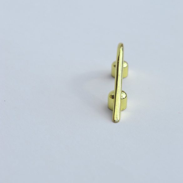 Metal furniture handle, gold colour, 32 mm hole spacing
