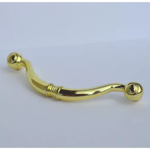 9.1268 Goldfarbene Retro-Metallgriffe mit 96 mm Lochabstand